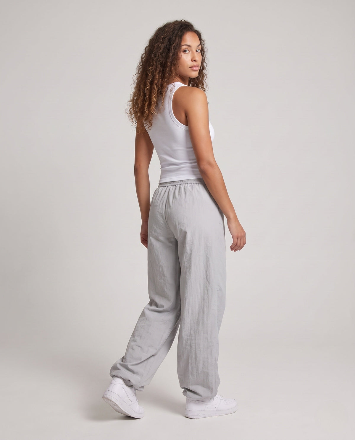 Product 16017129636170 - back_view