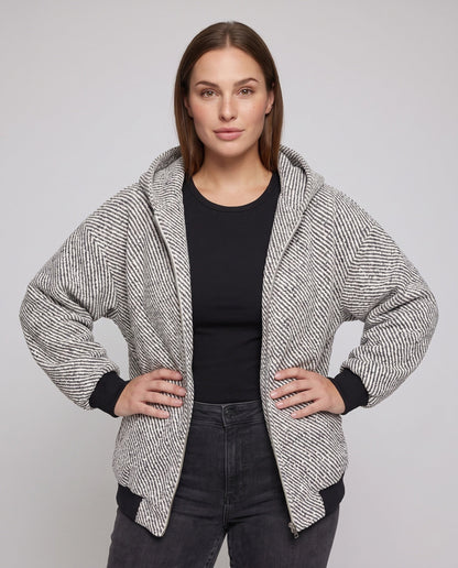 Product 16017867440458 - upper_body