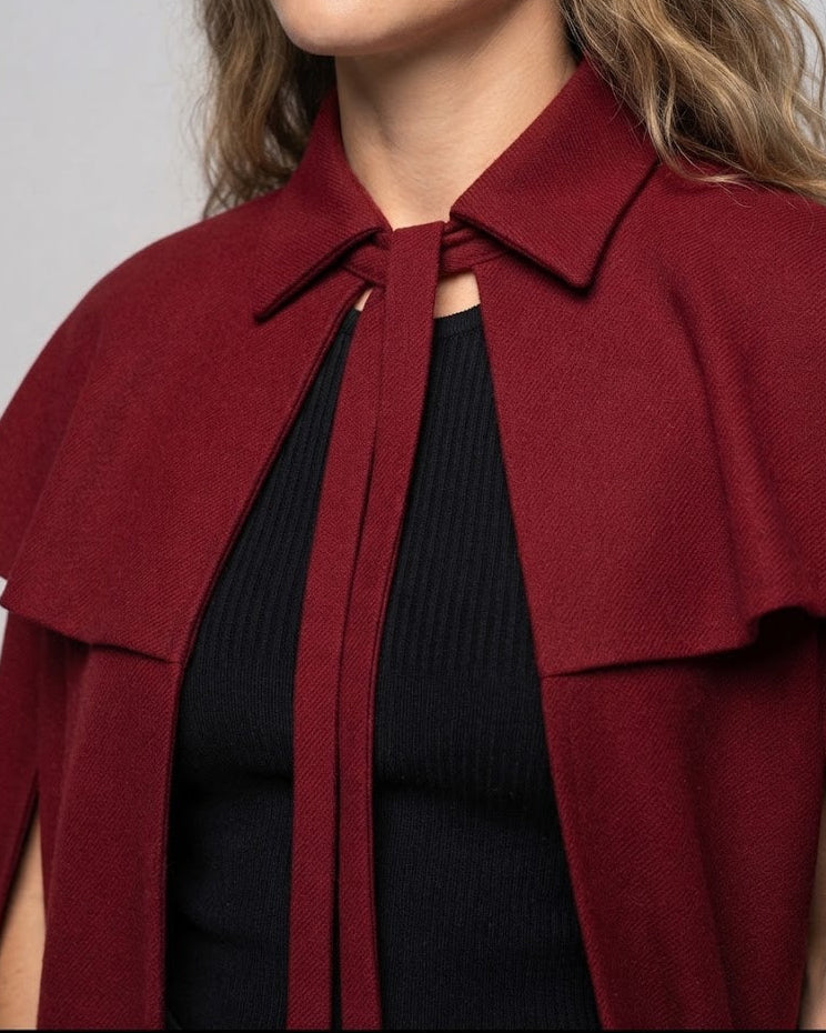 Women's elegant hooded cape with flutter sleeves and waist accentuations Shop Velvia