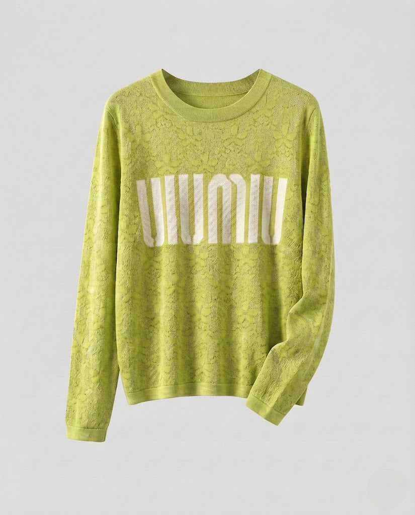 Women's fine knit pullover with round neckline, jacquard structure and logo front Shop Velvia