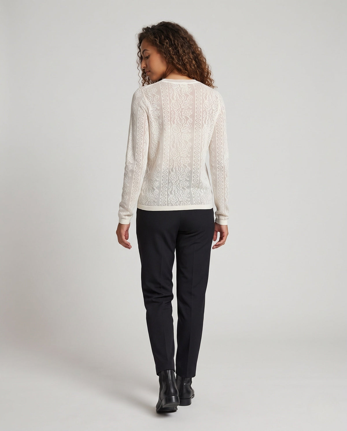 Product 16033033716042 - back_view