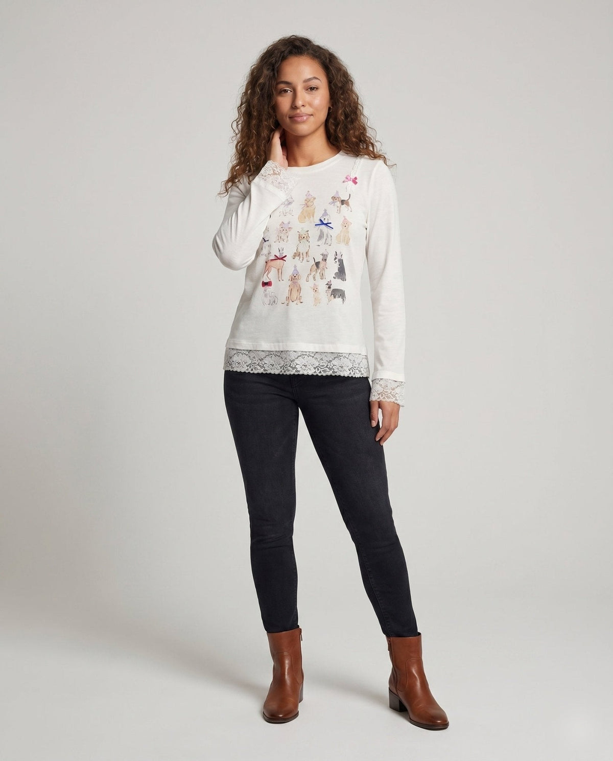 Women long sleeve shirt with playful animal motif and lace border - Chichicherry