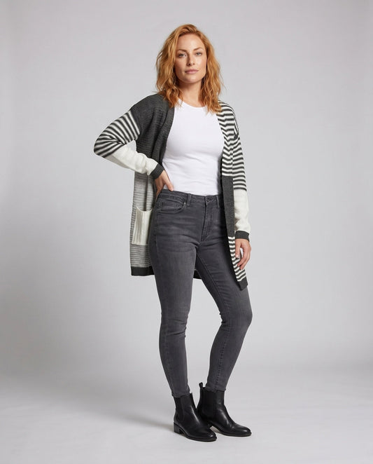 Women's cardigan with fashionable block stripe design and practical pockets - Chichicherry