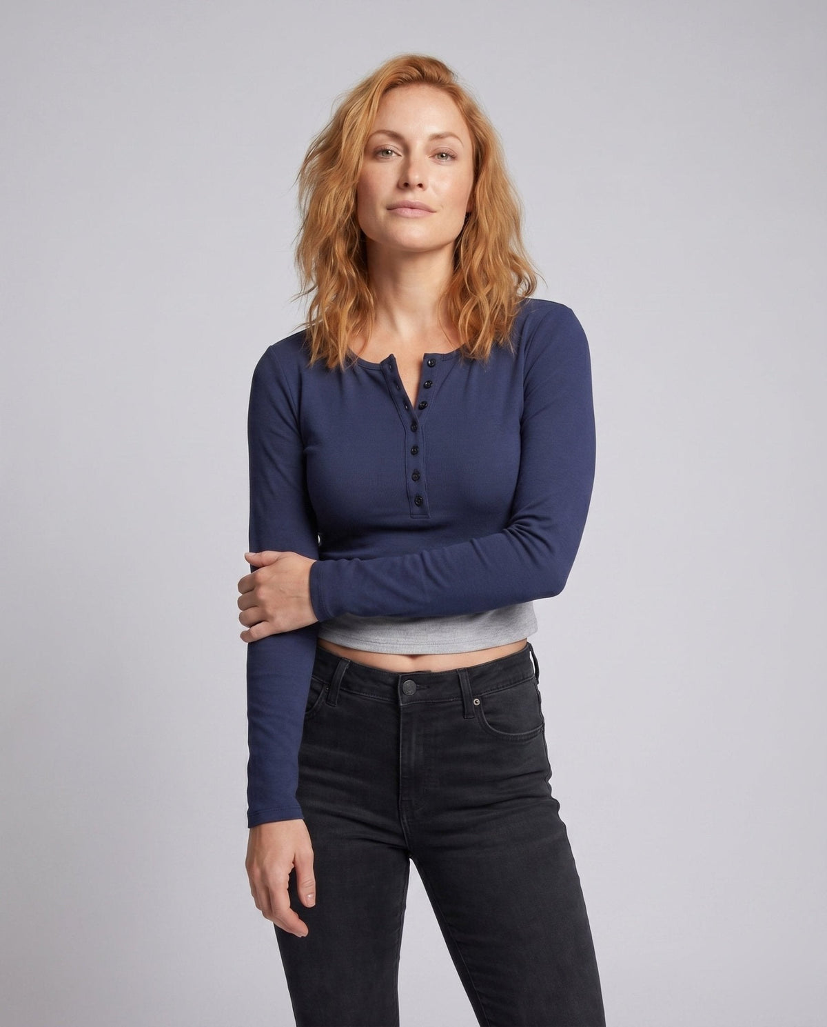 Women's long-sleeved top with button placket and fitted cut - Chichicherry