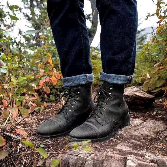 Shop Velvia | Retro Lace-Up Boots for Men
